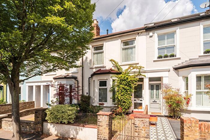 3 Bedroom Terraced House For Sale In Rosebank Road, Hanwell, W7