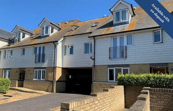 2 Bedroom Flat To Rent In Percy Avenue, Broadstairs, CT10