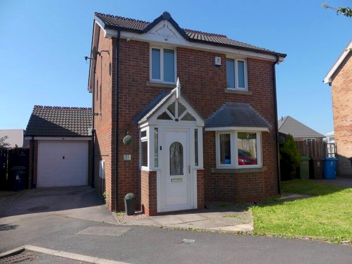 3 Bedroom Detached House To Rent In Sorrel Way, Oldham, OL4