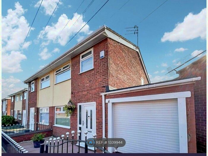 3 Bedroom Semi-Detached House To Rent In Douglas Road, Liverpool, L4