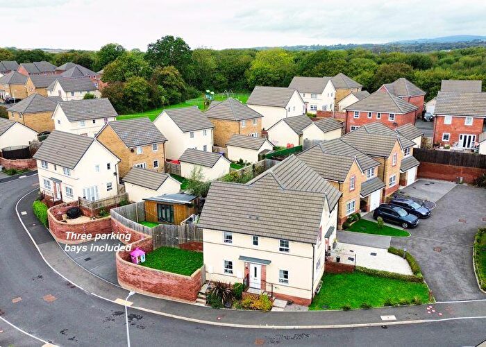 3 Bedroom Detached House For Sale In Maes Y Rhedyn, Bridgend, CF31