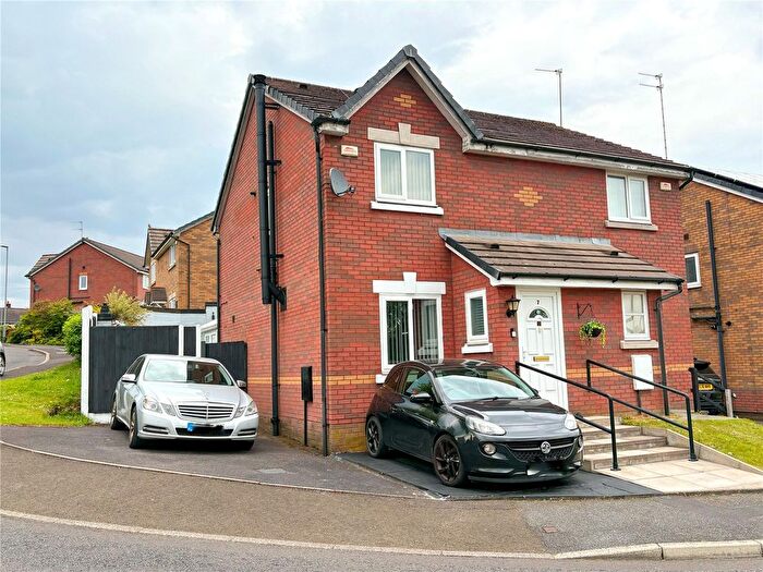 2 Bedroom Semi-Detached House For Sale In Langholme Way, Heywood, Greater Manchester, OL10