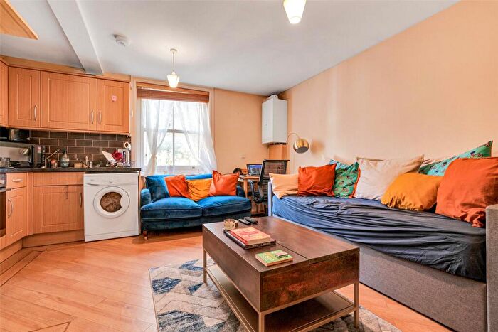 1 Bedroom Apartment To Rent In Rotherfield Street, London, N1