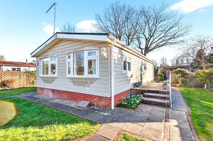 2 Bedroom Park Home For Sale In The Elms, Warfield Park, Bracknell, Berkshire, RG42