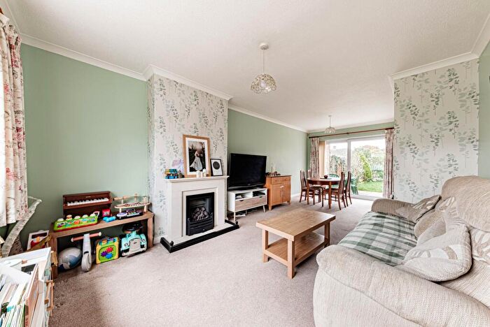3 Bedroom Semi-Detached House For Sale In Maitland Court, Faversham, ME13
