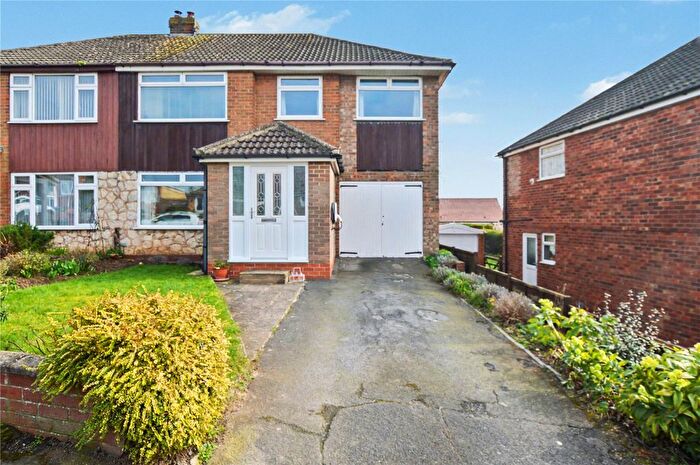 4 Bedroom Semi Detached House For Sale In Broom Road, Tadcaster, North Yorkshire, LS24