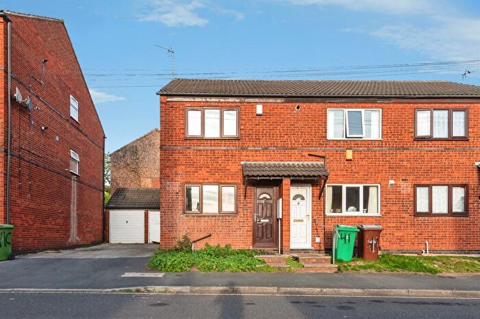 2 Bedroom End Of Terrace House For Sale In Park Street, Nottingham, NG7