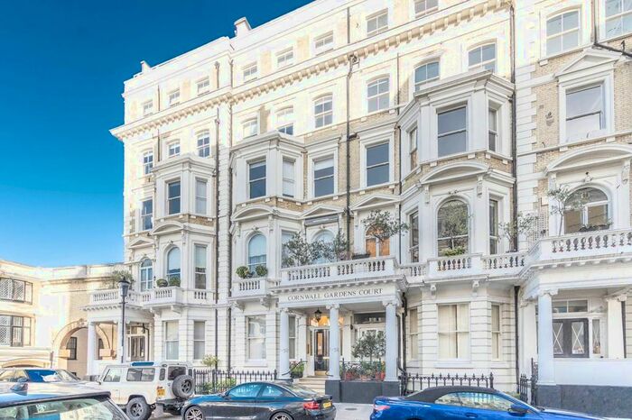 2 Bedroom Flat To Rent In Cornwall Gardens, South Kensington, London, SW7