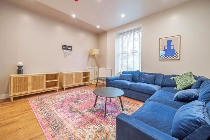 6 Bedroom House To Rent In Radnor Street, Plymouth, PL4