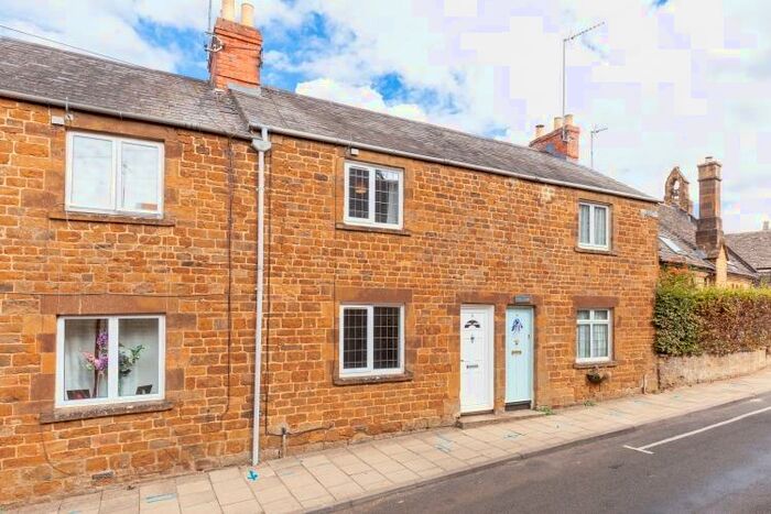 2 Bedroom Terraced House To Rent In Water Lane, Adderbury, OX17