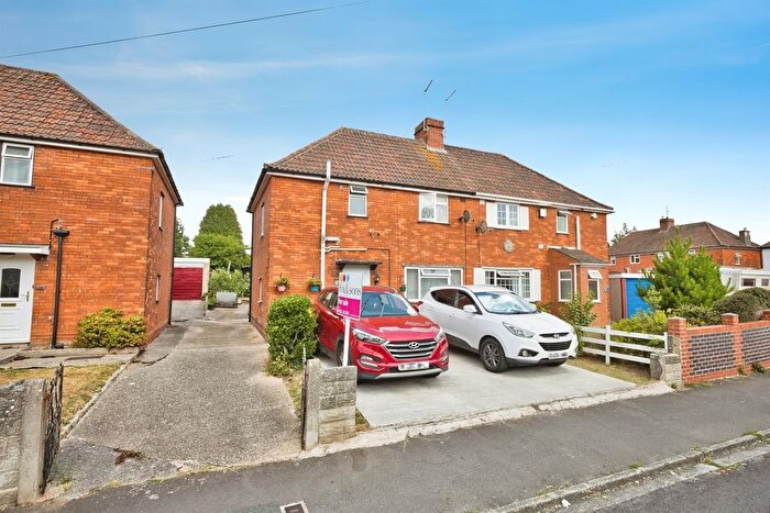 3 Bedroom Semi-Detached House For Sale In Matthews Road, Yeovil, BA21