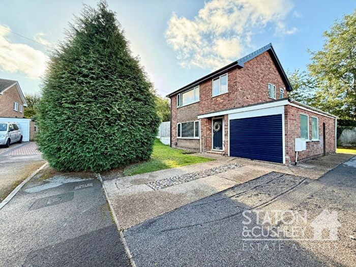 3 Bedroom Detached House For Sale In Birkland Close, Warsop, NG20