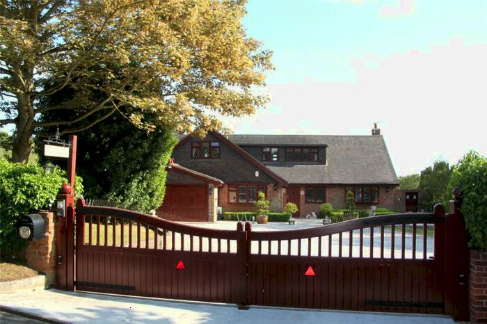 4 Bedroom Detached House For Sale In Old Church Hill, Langdon Hills, Essex, SS16