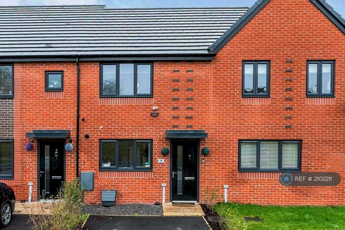 2 Bedroom Terraced House To Rent In Park View Road, Salford, M6