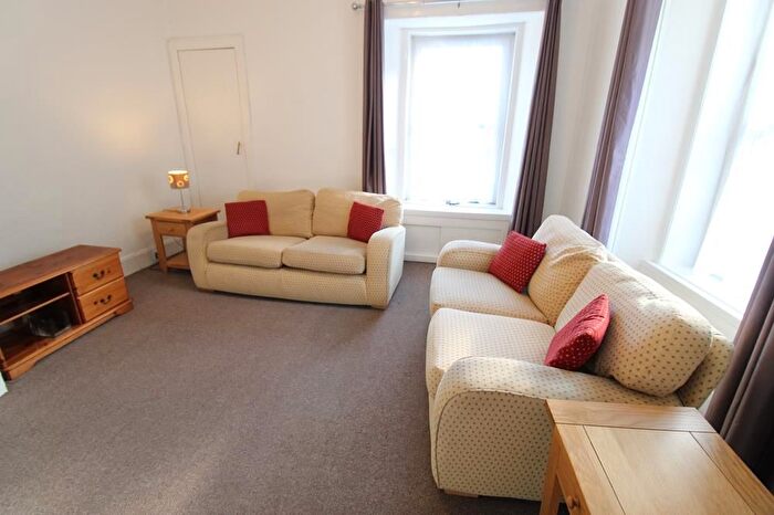 1 Bedroom Flat To Rent In Richmond Street, Mid Floor Flat, AB25