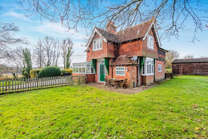 4 Bedroom Detached House For Sale In Heppington, Street End, Canterbury, Kent, CT4