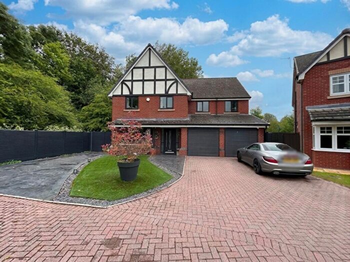 4 Bedroom Detached House For Sale In Godolphin Close, Eccles, M30