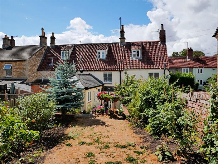 2 Bedroom Terraced House For Sale In North Street, Calne, SN11
