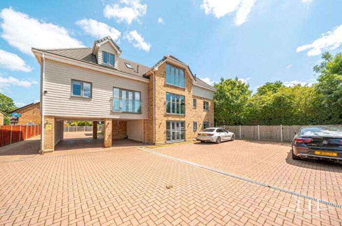 2 Bedroom Apartment For Sale In Domos Place, Brentwood, CM15