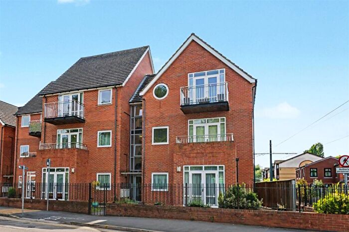 2 Bedroom Apartment For Sale In Brook Chase Mews, Chilwell, NG9