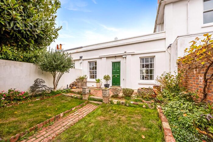 3 Bedroom House For Sale In Vine Place, Brighton, East Sussex, BN1