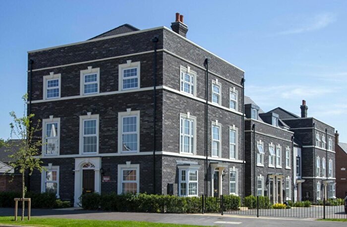 2 Bedroom Apartment For Sale In Shandon Leys Off Bromham Road Bedford Bedfordshire, MK40