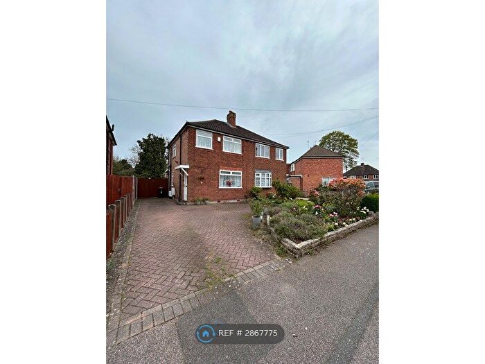 3 Bedroom Semi Detached House To Rent In Shirley, Solihull, B90