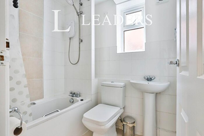 1 Bedroom Flat To Rent In Central Christchurch, BH23