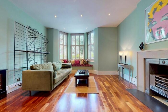 1 Bedroom Flat To Rent In Beaufort Street, Chelsea, SW3