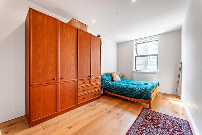 1 Bedroom Flat To Rent In Gateway, Vauxhall, London, SE17