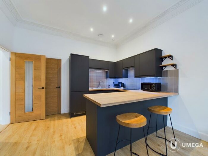 2 Bedroom Flat To Rent In Pitt Street, Leith, Edinburgh, EH6