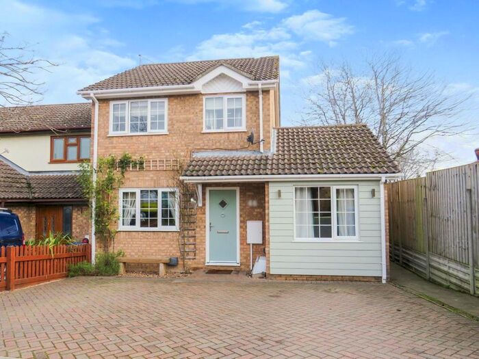 4 Bedroom End Of Terrace House For Sale In Seymour Avenue, Brandon, IP27