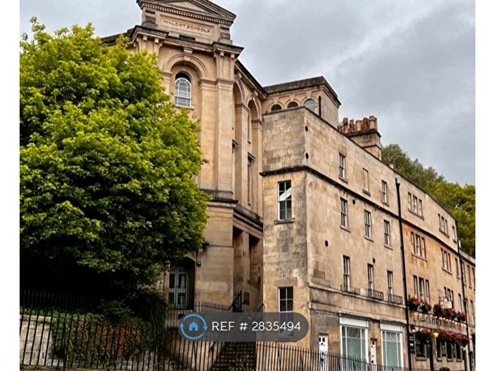 2 Bedroom Maisonette To Rent In Vineyards, Bath, BA1