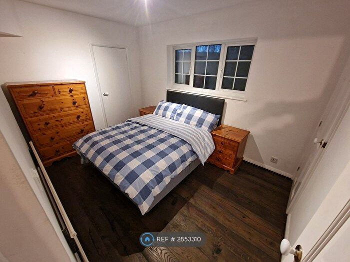 1 Bedroom Flat To Rent In Ford Lane, Sevenoaks, TN15