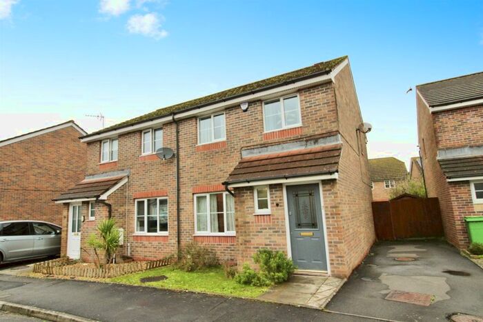 3 Bedroom Property To Rent In Vervain Close, St Fagans Road, Cardiff, CF5