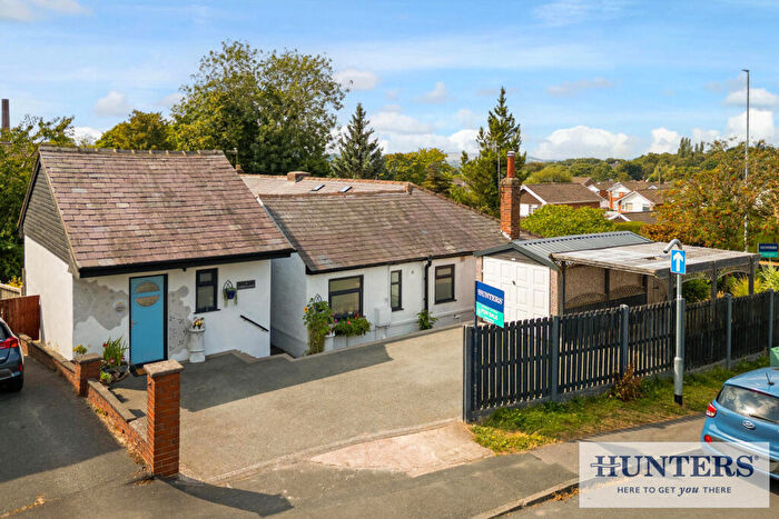 4 Bedroom Semi-Detached Bungalow For Sale In Green Lane, Yeadon, Leeds, LS19