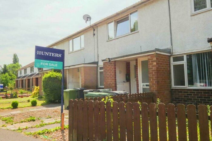 1 Bedroom Flat To Rent In Salisbury Mews, Horsforth, Leeds, LS18