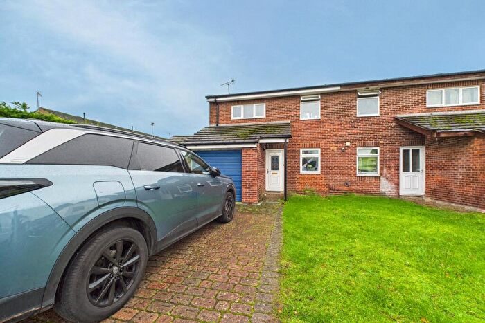 3 Bedroom Semi-Detached House To Rent In Albury Gardens, Calcot, Reading, Berkshire, RG31