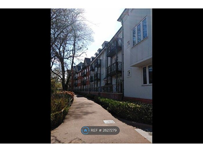 3 Bedroom Flat To Rent In Great Stour Mews, Canterbury, CT1