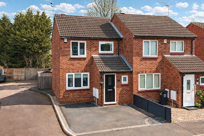 2 Bedroom Semi Detached House For Sale In Oliver Street, Leicester, Leicestershire, LE2