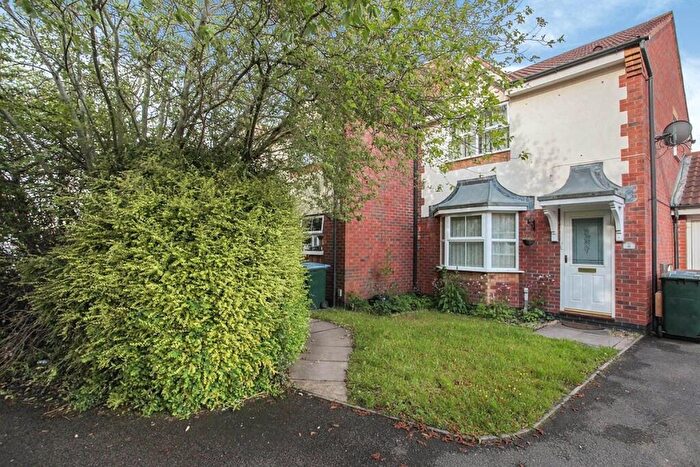 3 Bedroom End Of Terrace House To Rent In Bayliss Avenue, Longford, Coventry, West Midlands, CV6