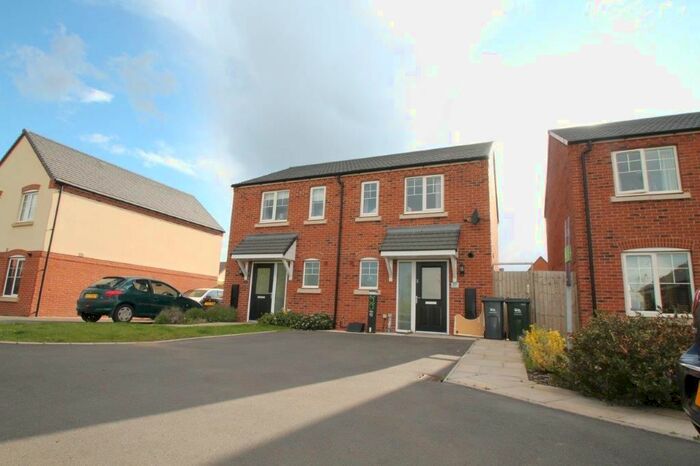 2 Bedroom Property To Rent In Furrow Close, Holly Green, Upton-Upon-Severn, Worcester, WR8