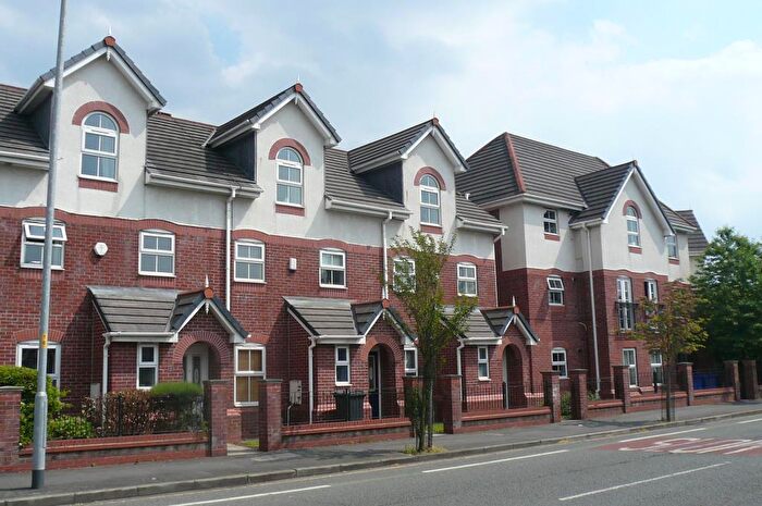 2 Bedroom Apartment To Rent In Briarfield Court, Parrswood Road, Burnage, Manchester, M20
