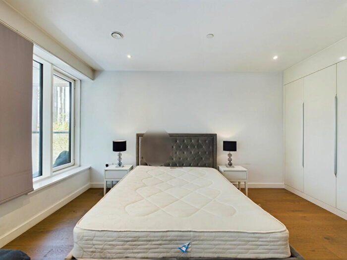Studio To Rent In Elephant Park, London, SE17
