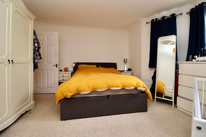 2 Bedroom Flat For Sale In London Road, Deal, Kent, CT14