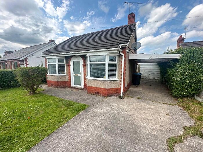 2 Bedroom Detached Bungalow For Sale In Oakfield Road, Blacon, Chester, CH1