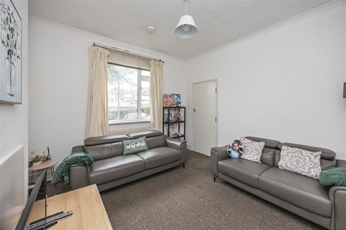 4 Bedroom Terraced House To Rent In Coombe Road, Brighton, BN2