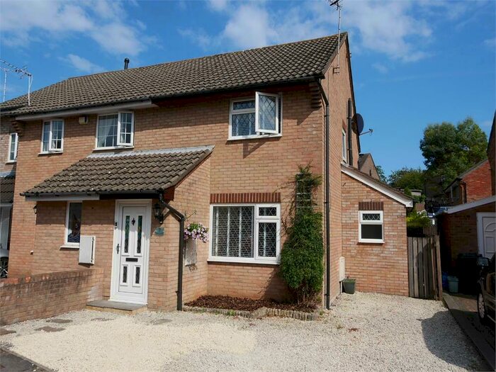 2 Bedroom Semi-Detached House To Rent In Osprey Close, Penarth, CF64