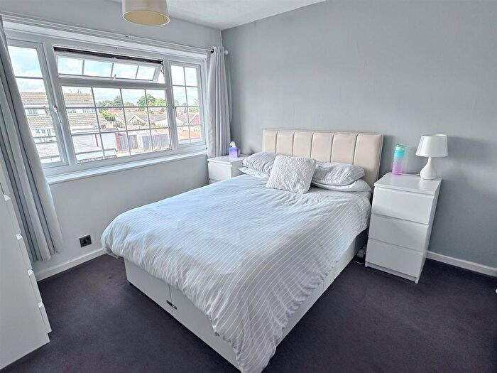 3 Bedroom Terraced House For Sale In Laburnum Walk, Eastbourne, BN22