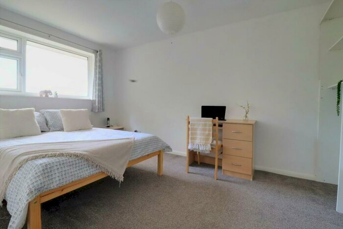 4 Bedroom End Of Terrace House To Rent In Egginton Road, Brighton, BN2